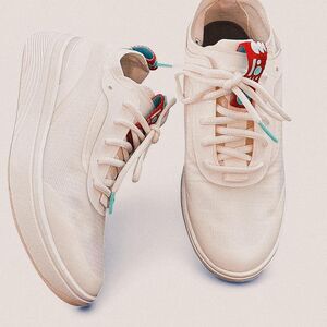 BALA Twelves Flow Sneakers – White Knit Clog-Sneaker, Size 6.5 nursing hospital
